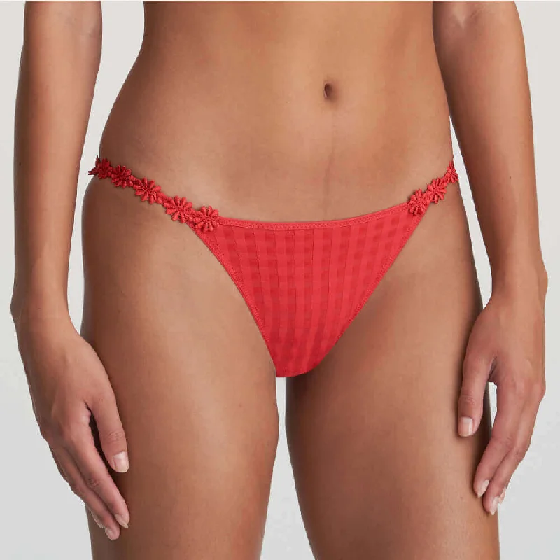 Avero Low Waist Brief in Scarlet